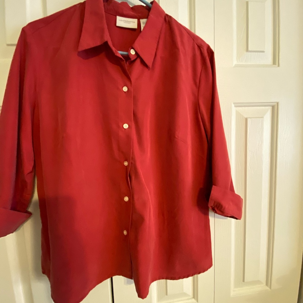 Liz Claiborne button up  blouse!